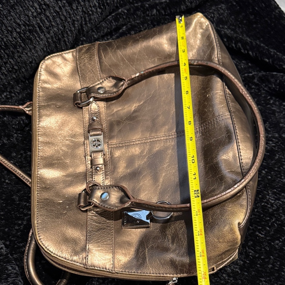 Metallic Bronze Women's Leather Tote Bag - Picture 8 of 9